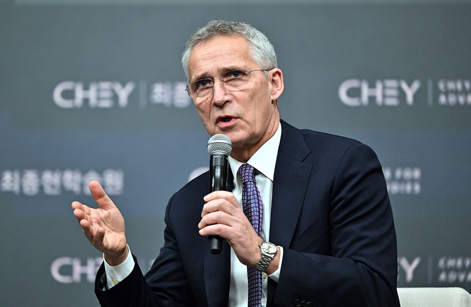 NATO secretary general urges South Korea to allow direct arms exports to Ukraine