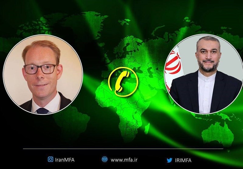 Iranian, Swedish Top Diplomats Urge Promotion of Ties
